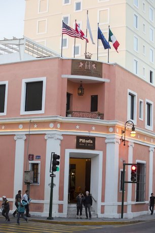 Hotel Merida Merida