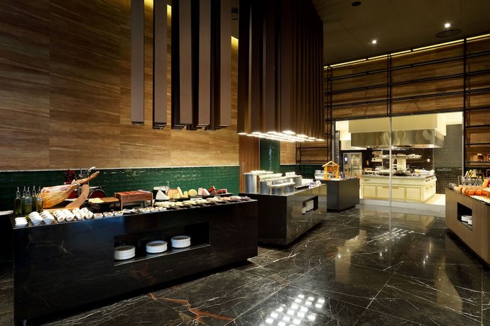 Bar_Restaurant