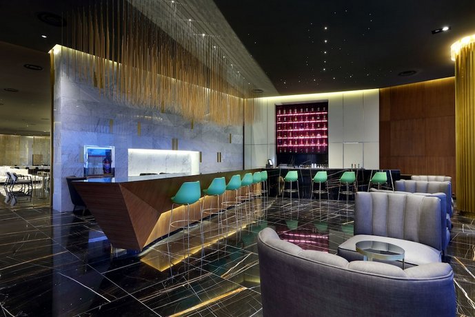 Bar_Restaurant