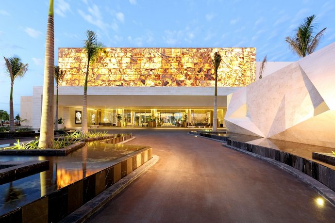 Exterior_View