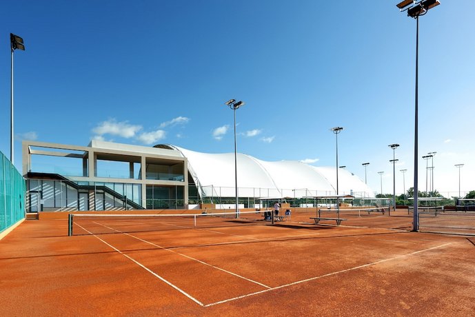 Recreational_facility