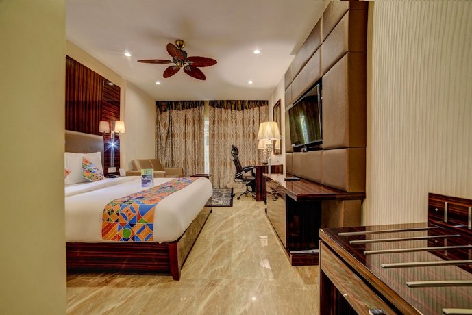 FabHotel Prime Sarala Crown Calangute Beach