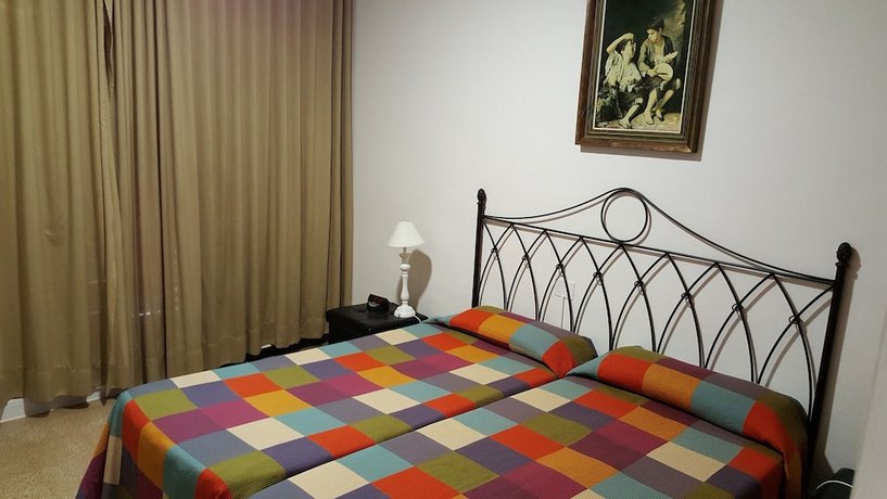 Hostal Residencia Catalina