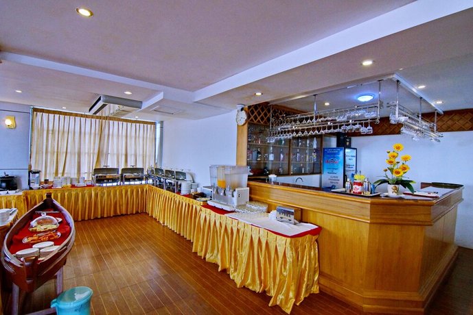 Hotel 76