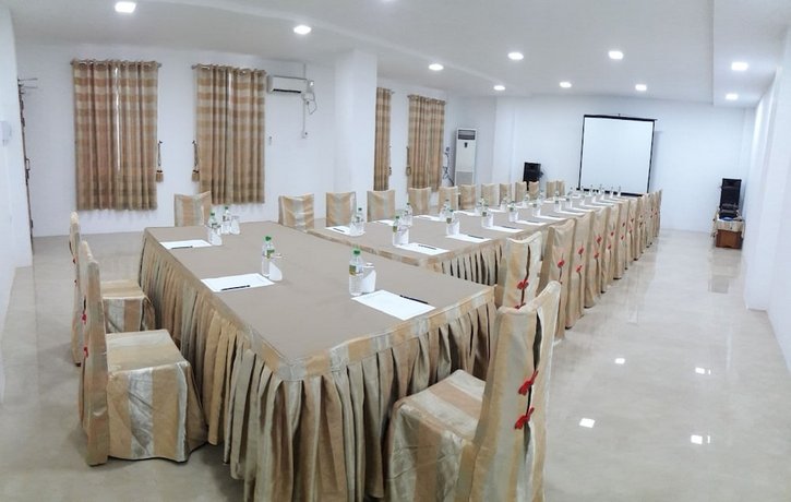 Shwe Phyu Hotel
