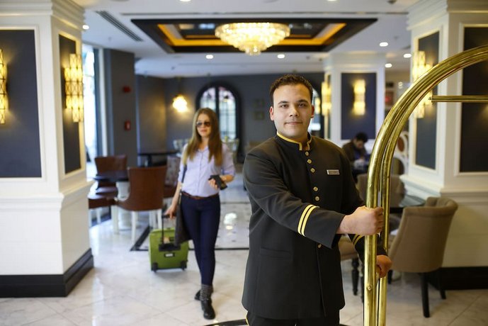 Mia Berre Hotels