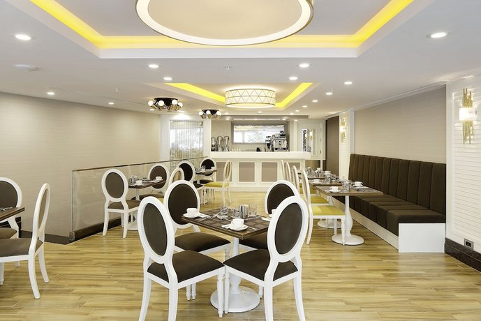 Mia Berre Hotels
