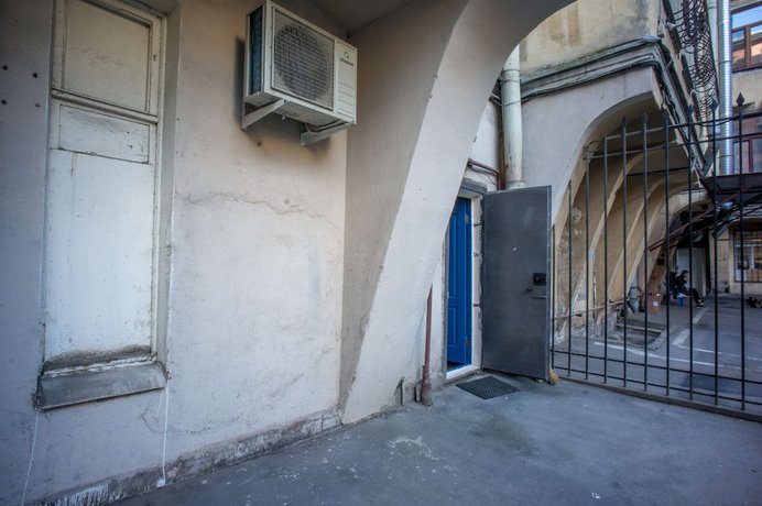 Апартаменты Loft78 Bluedoors Apt