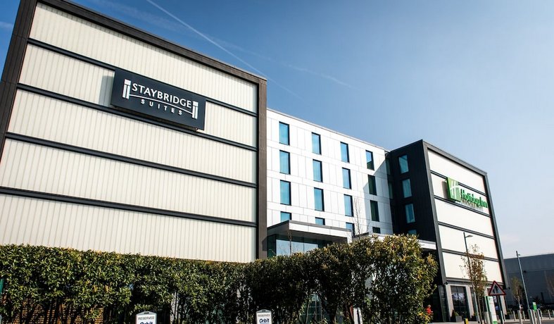Staybridge Suites - London - Heathrow Bath Road