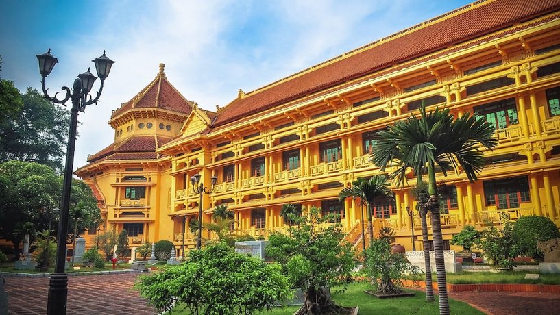 Bee House - Near Hanoi Opera House Hoan Kiem