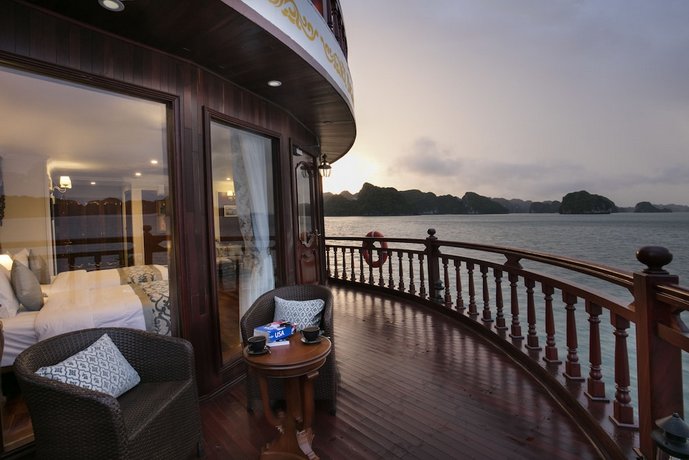 Emperor Cruises Ha Long