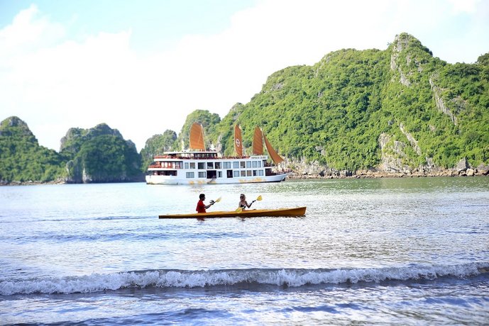 Emperor Cruises Ha Long