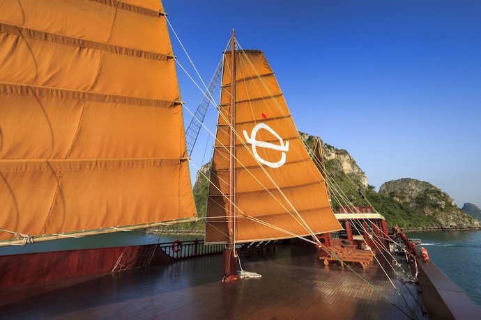 Emperor Cruises Ha Long