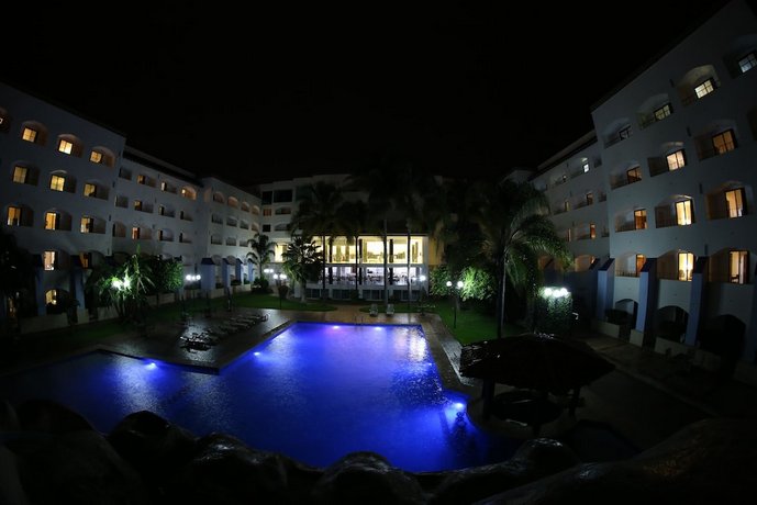 Hotel Gran Plaza & Convention Center