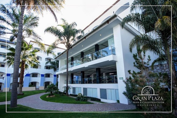 Hotel Gran Plaza & Convention Center