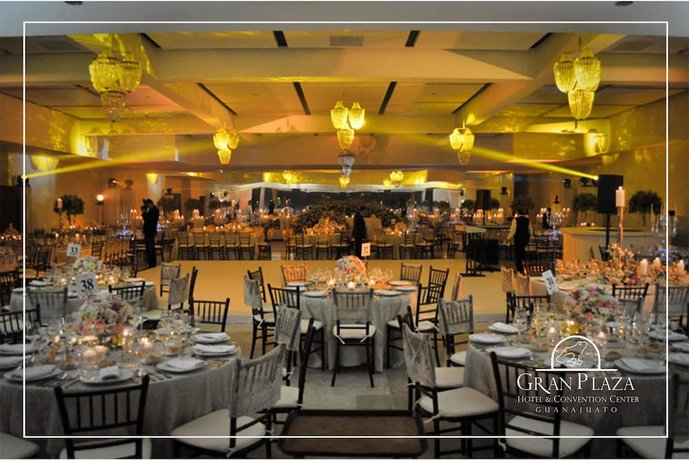 Hotel Gran Plaza & Convention Center