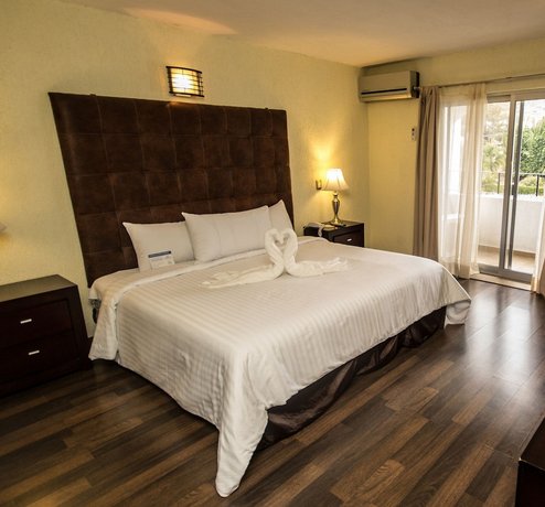Hotel Gran Plaza & Convention Center