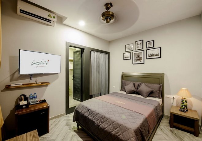 Ladybug Boutique Villa