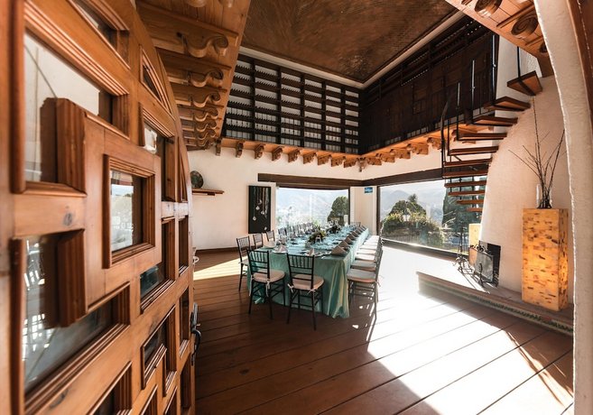 Mision Grand Casa Colorada