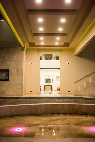 Hotel Cayala Inn