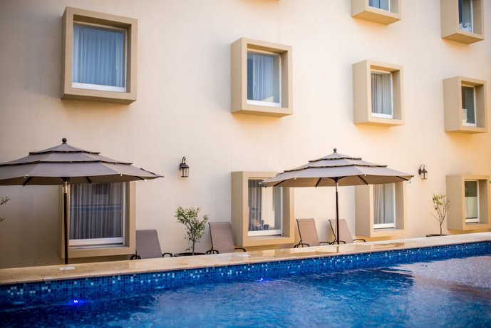 Hotel Cayala Inn