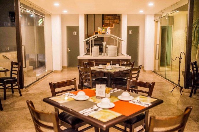 Hotel Cayala Inn
