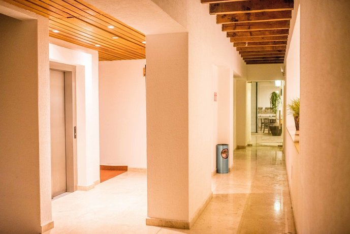 Hotel Cayala Inn