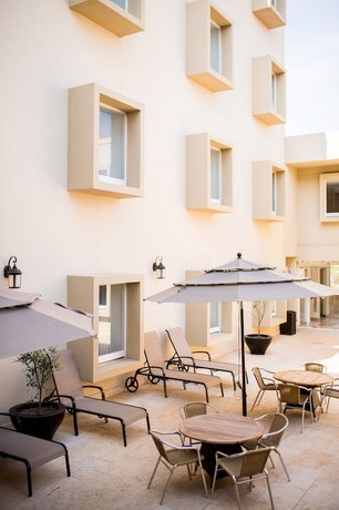 Hotel Cayala Inn