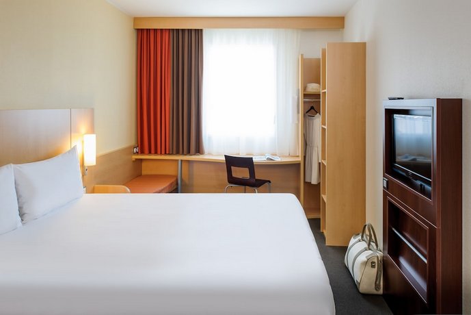 Ibis Lugano Paradiso