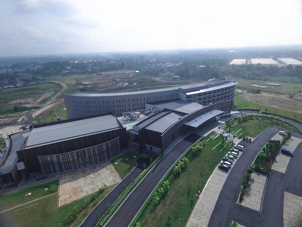 Hotel Santika Premiere Bandara Palembang