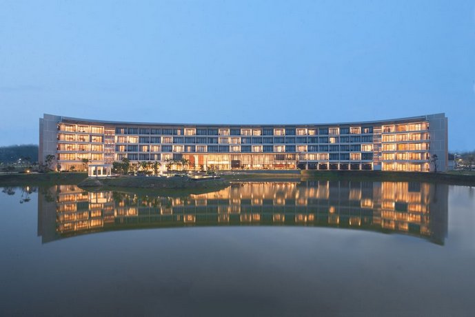 Hotel Santika Premiere Bandara Palembang