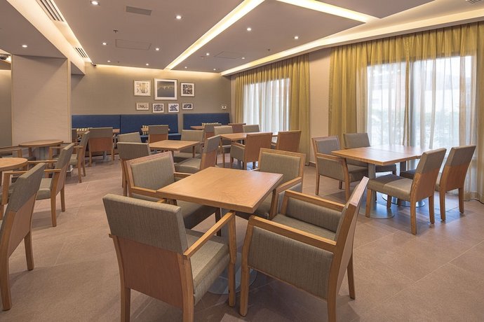 Hampton by Hilton Monterrey Galerias