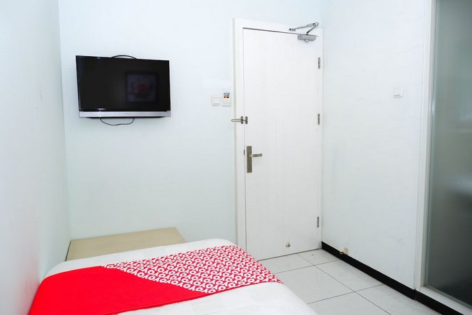 OYO 389 Sky Guesthouse