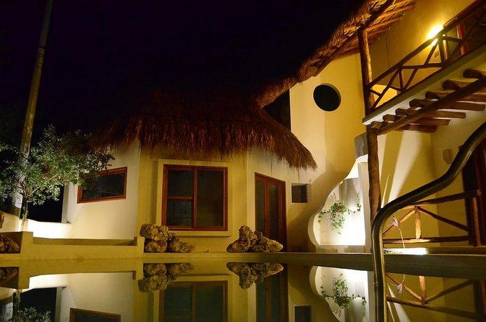 Casa Iguana Holbox - Beachfront Hotel