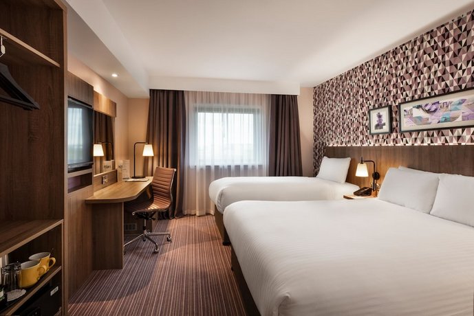 Leonardo Hotel London Heathrow Airport