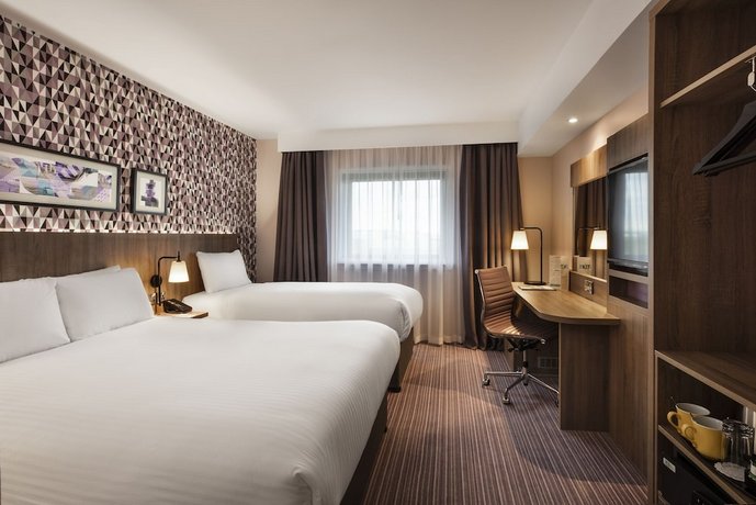 Leonardo Hotel London Heathrow Airport