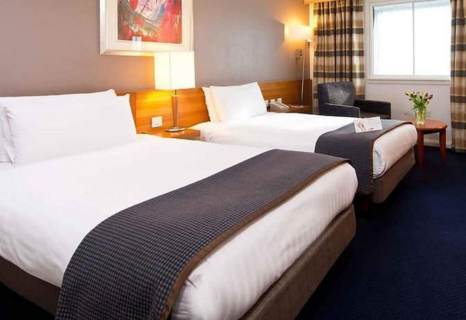 Leonardo Hotel London Heathrow Airport