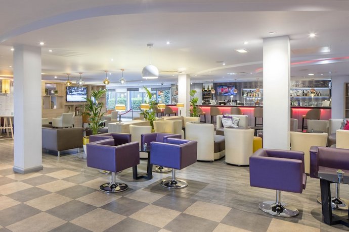 Leonardo Hotel London Heathrow Airport