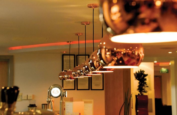 Leonardo Hotel London Heathrow Airport