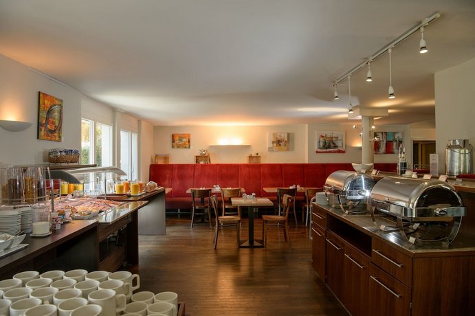 Apart-Hotel Zurich Airport