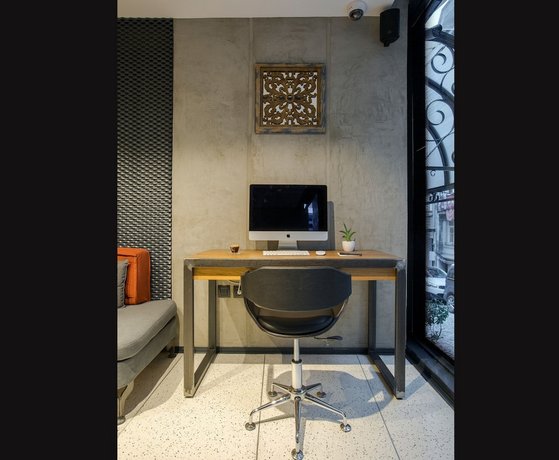 Lampa Design Hotel-Special Category