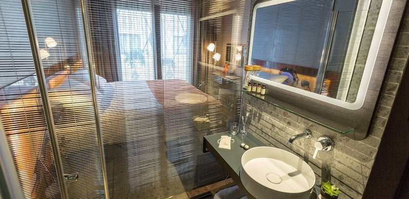 Lampa Design Hotel-Special Category