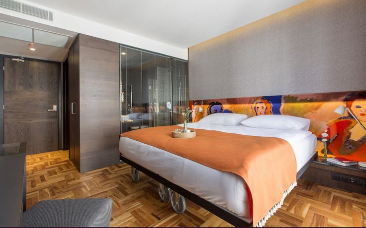 Lampa Design Hotel-Special Category
