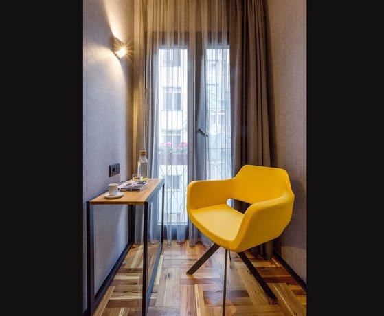 Lampa Design Hotel-Special Category