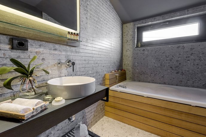 Lampa Design Hotel-Special Category