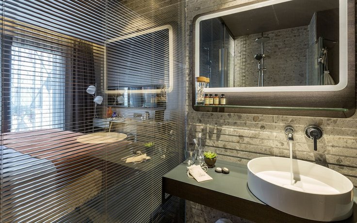Lampa Design Hotel-Special Category
