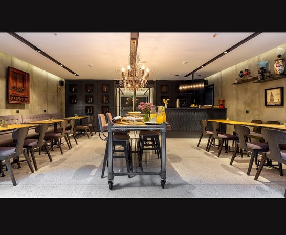 Lampa Design Hotel-Special Category