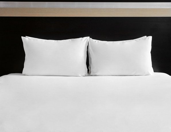 Holiday Inn London Luton Airport