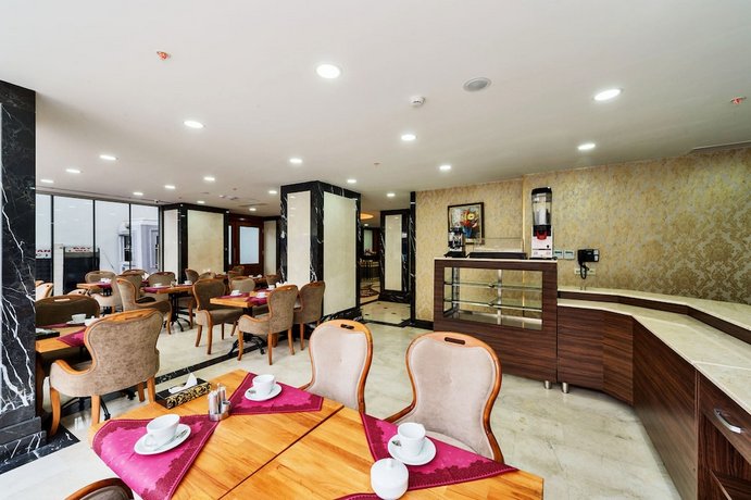 Realstar Hotel