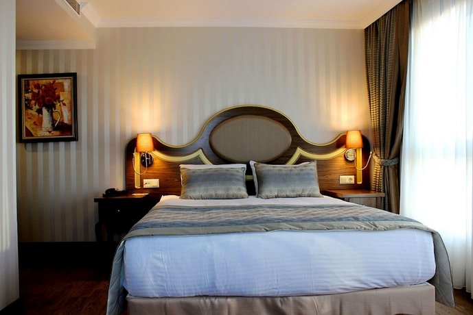 Realstar Hotel